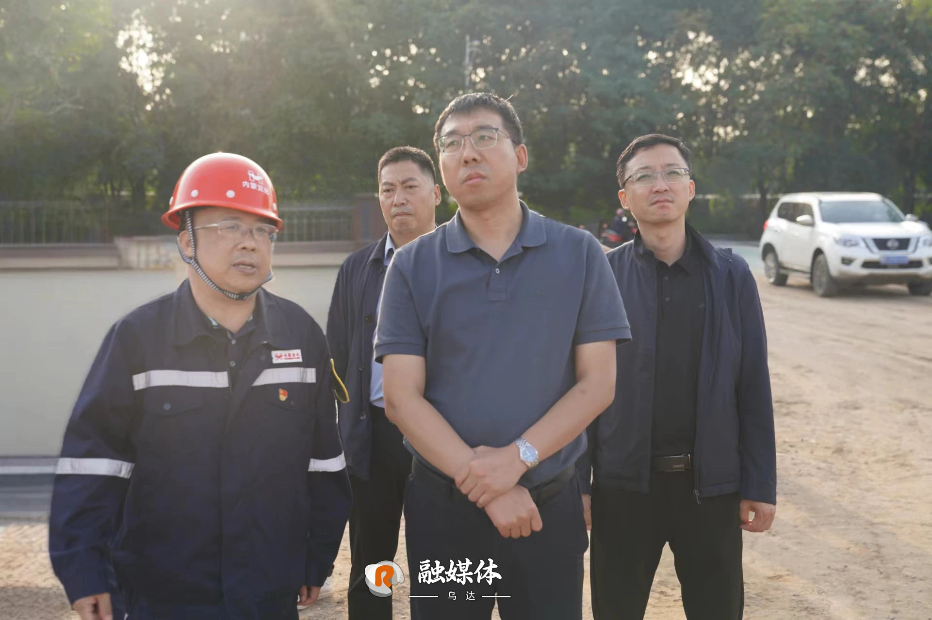 劉虎調(diào)研重點(diǎn)項(xiàng)目建設(shè)并開(kāi)展“區(qū)長(zhǎng)服務(wù)日”活動(dòng)